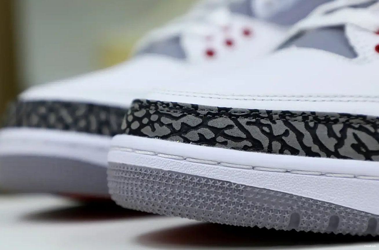 JORDAN AIR 3RETRO